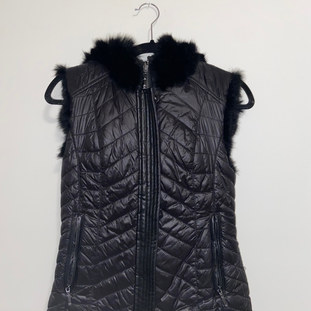 BCBG Hooded Reversible Rabbit Fur Hooded Vest - Picture 5 of 12